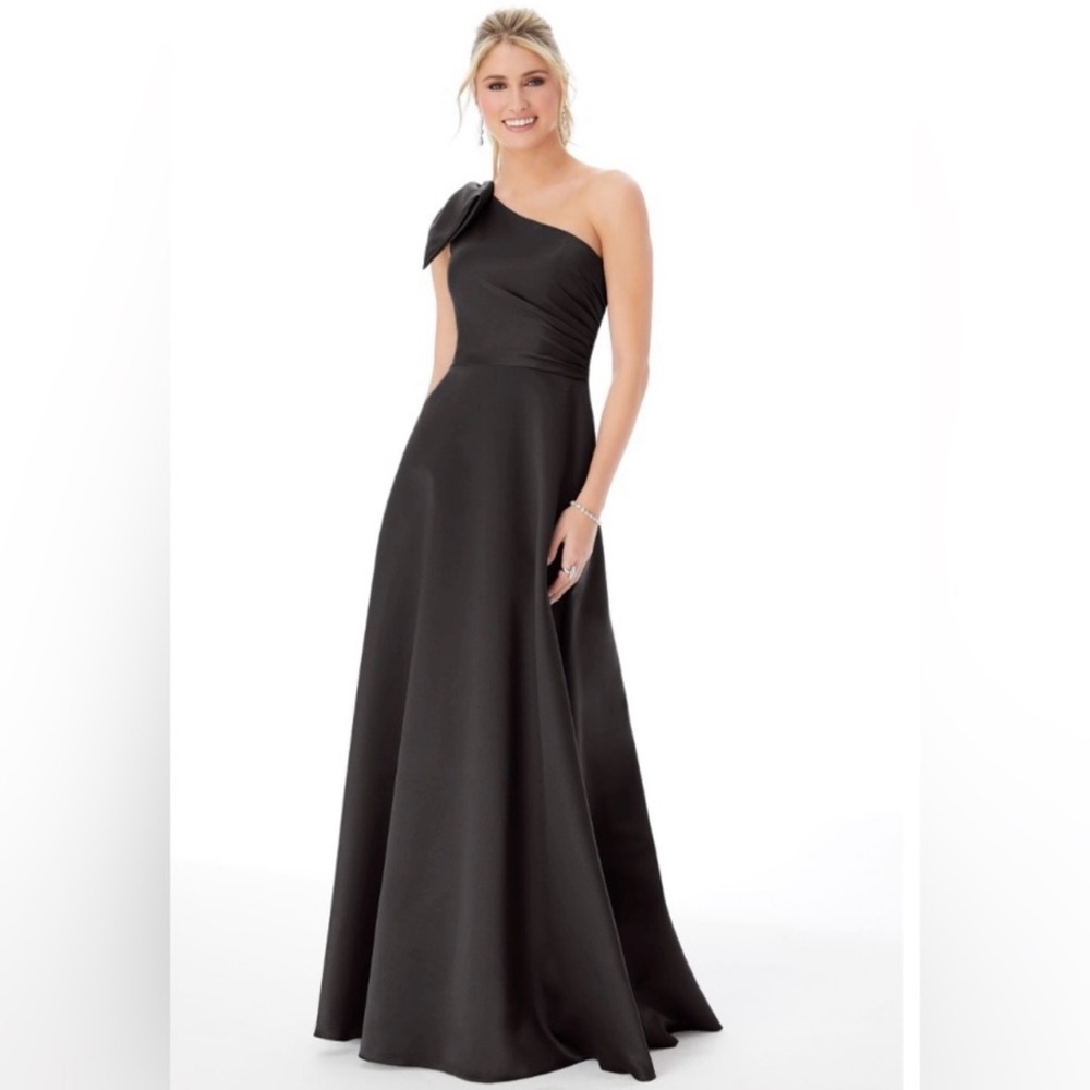 MORILEE 21682 ONE SHOULDER BRIDESMAID GOWN